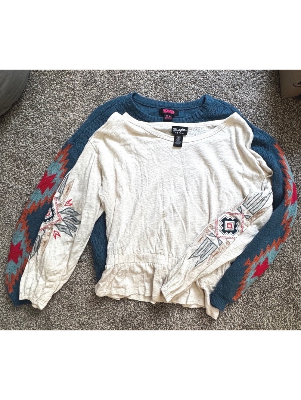 2 pieces Western Fall Boho Bundle XL Teal Aztec Sweater + Wrangler Top